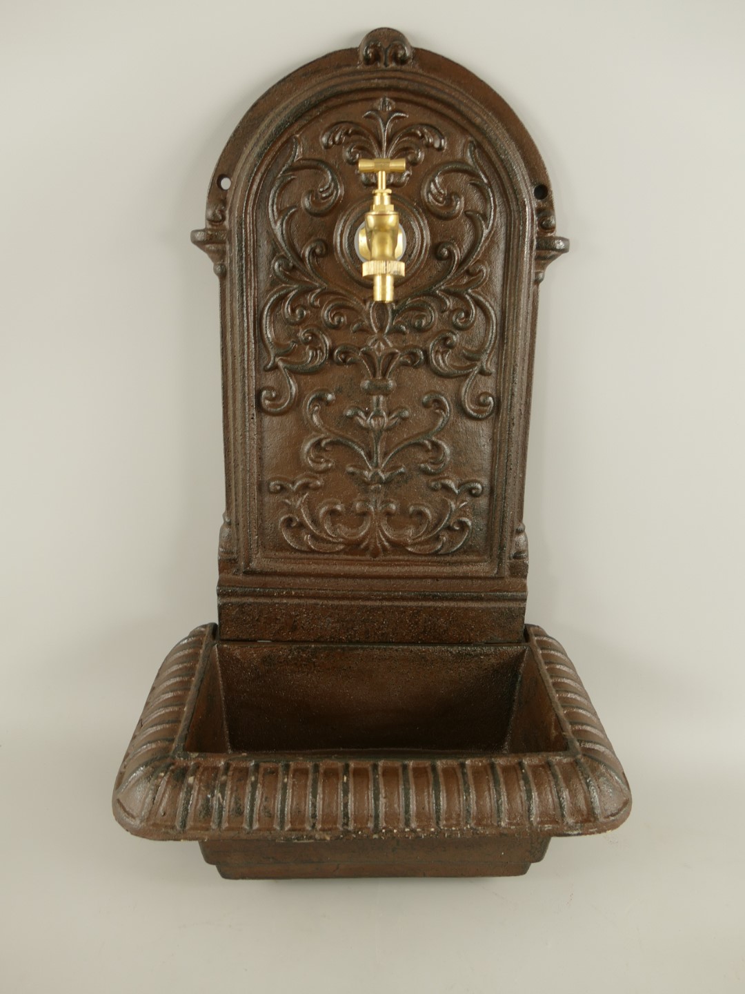 Wandbrunnen Gußeisen rustikal braun H.65cm