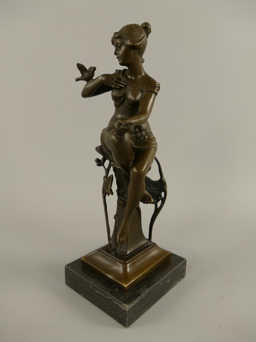 Figur Bronze Frau H.23x9cm